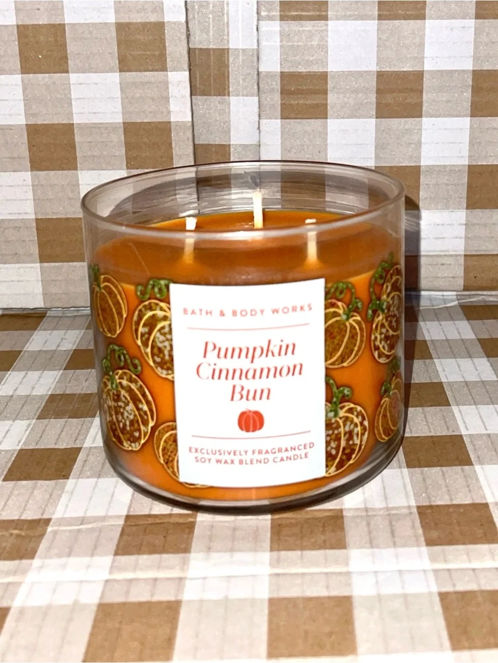 BATH & BODY WORKS PUMPKIN CINNAMON BUN 3 WICK CANDLE